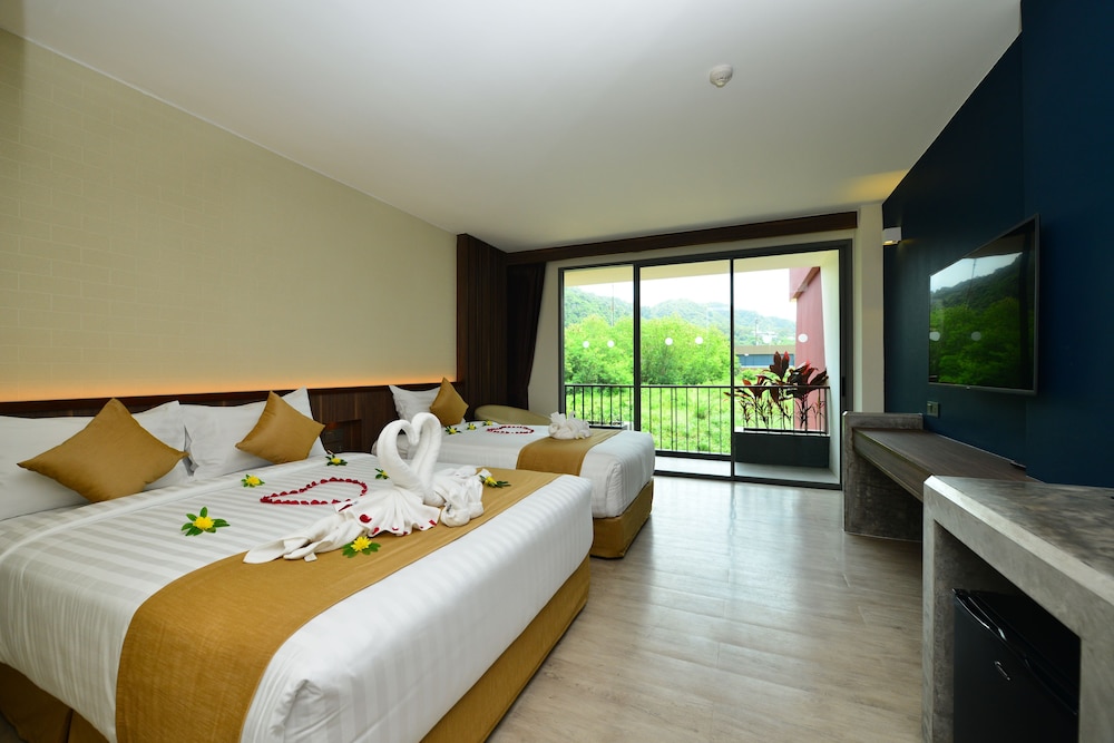 Le Resort and Villas — Hotel rooms in Rawai, Phuket Province