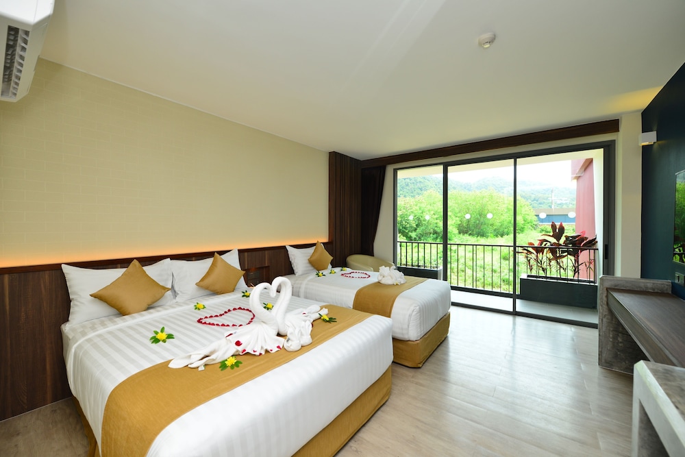 Le Resort and Villas — Hotel rooms in Rawai, Phuket Province