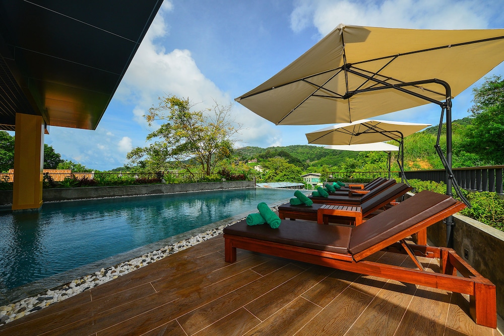 Le Resort and Villas — Swimming pool in Rawai, Phuket Province