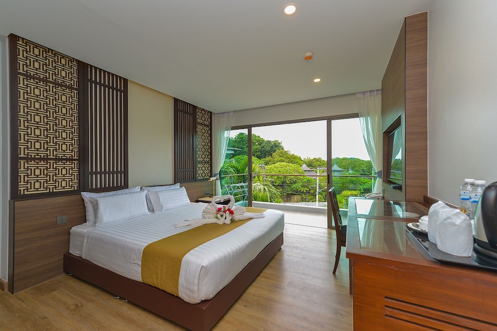 Le Resort and Villas — Hotel rooms in Rawai, Phuket Province
