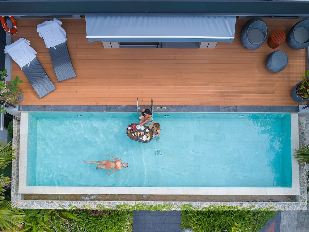 Le Resort and Villas — Swimming pool in Rawai, Phuket Province