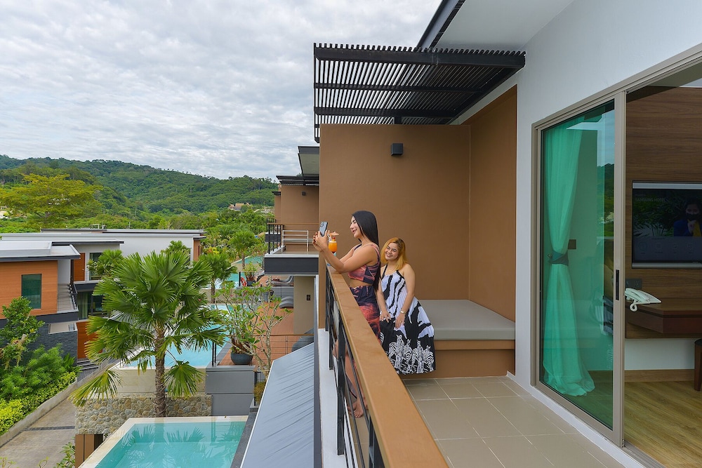 Le Resort and Villas — Hotel building in Rawai, Phuket Province
