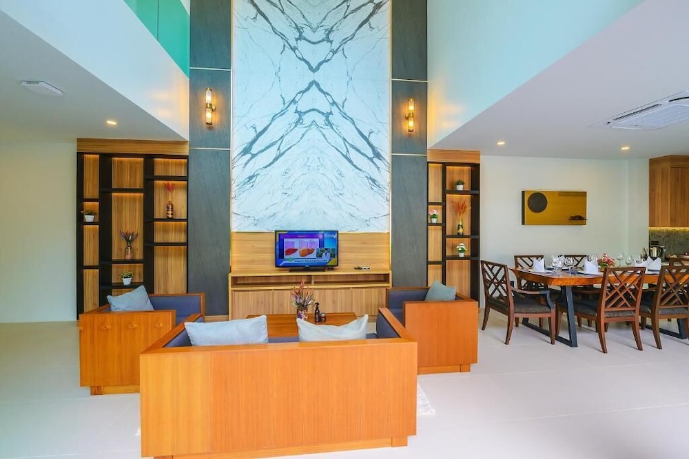 Le Resort and Villas — Restaurant & bars in Rawai, Phuket Province
