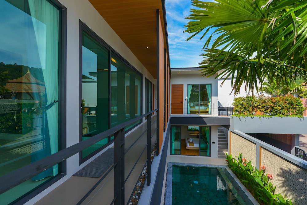 Le Resort and Villas — Hotel building in Rawai, Phuket Province