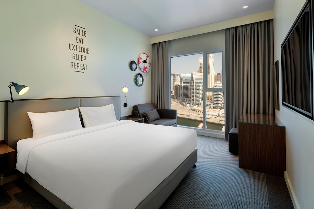 Rove Dubai Marina — Hotel rooms in Dubai