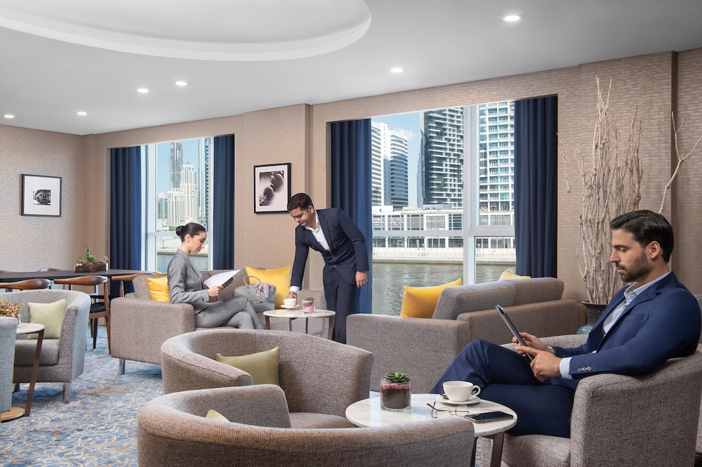 Grand Mercure Business Bay — Restaurant & bars in Dubai