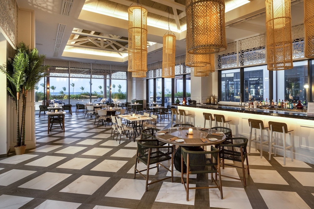 Lopesan Costa Bávaro Resort Spa & Casino - All Inclusive — Restaurant & bars in Bavaro, La Altagracia