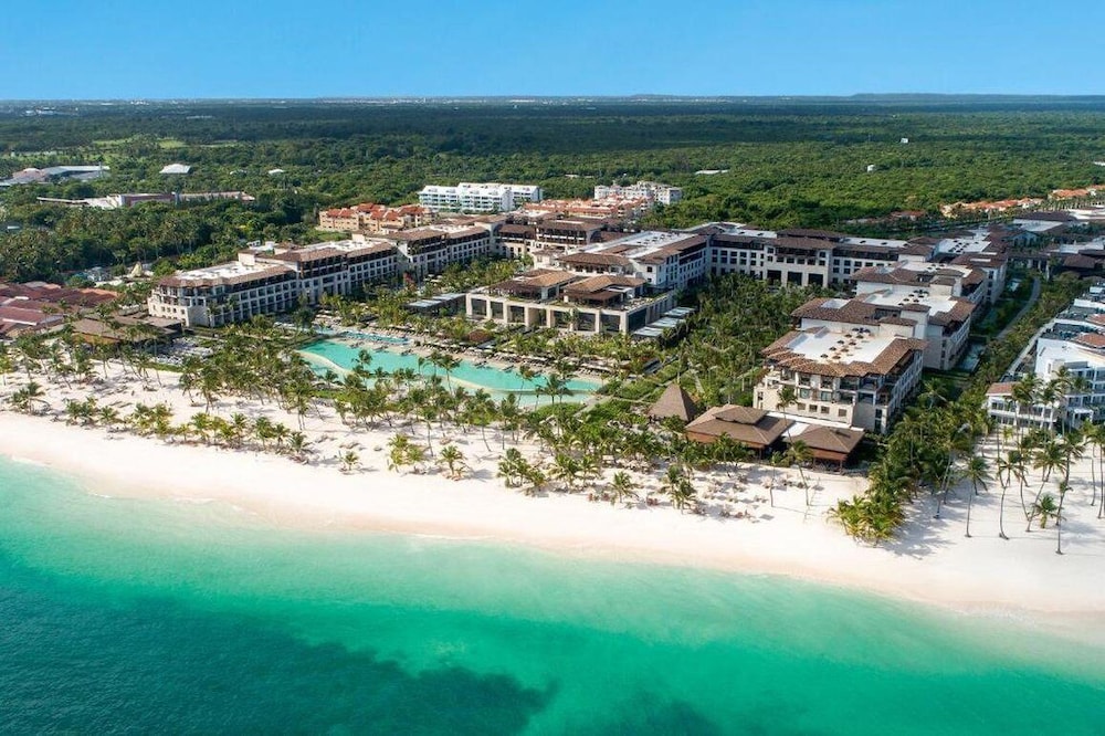 Lopesan Costa Bávaro Resort Spa & Casino - All Inclusive