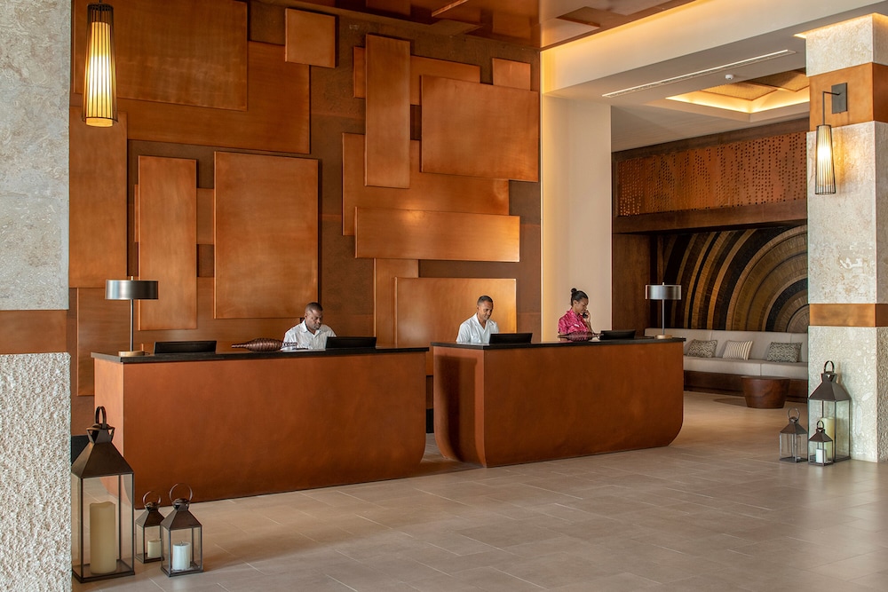 Lopesan Costa Bávaro Resort Spa & Casino - All Inclusive — Hotel building in Bavaro, La Altagracia