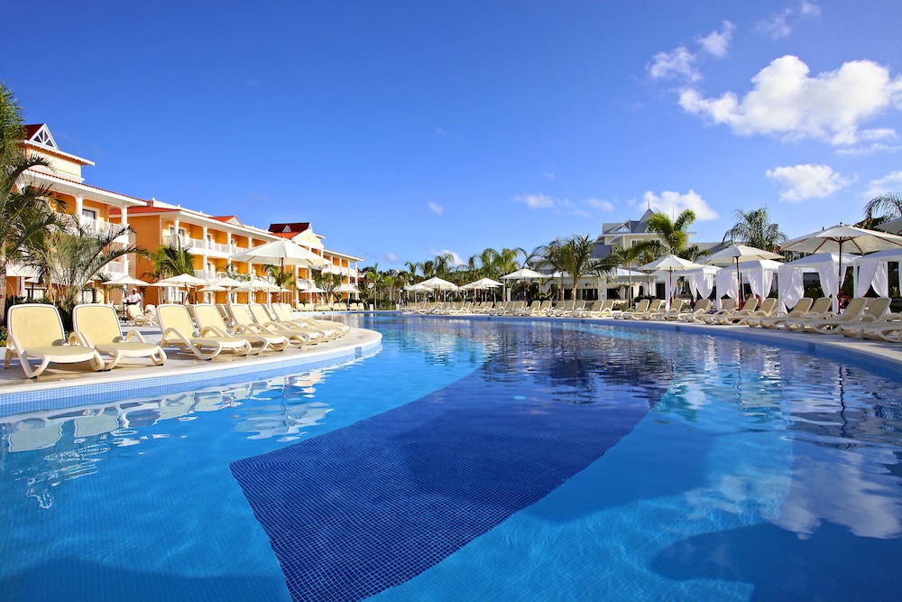 Bahia Principe Escape Aquamarine - Hyatt Inclusive Collection - Adults Only - All Inclusive — Swimming pool in Bavaro, La Altagracia