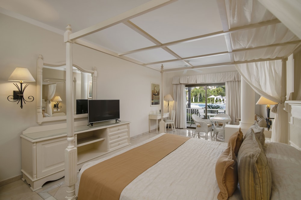 Bahia Principe Escape Aquamarine - Hyatt Inclusive Collection - Adults Only - All Inclusive — Hotel rooms in Bavaro, La Altagracia