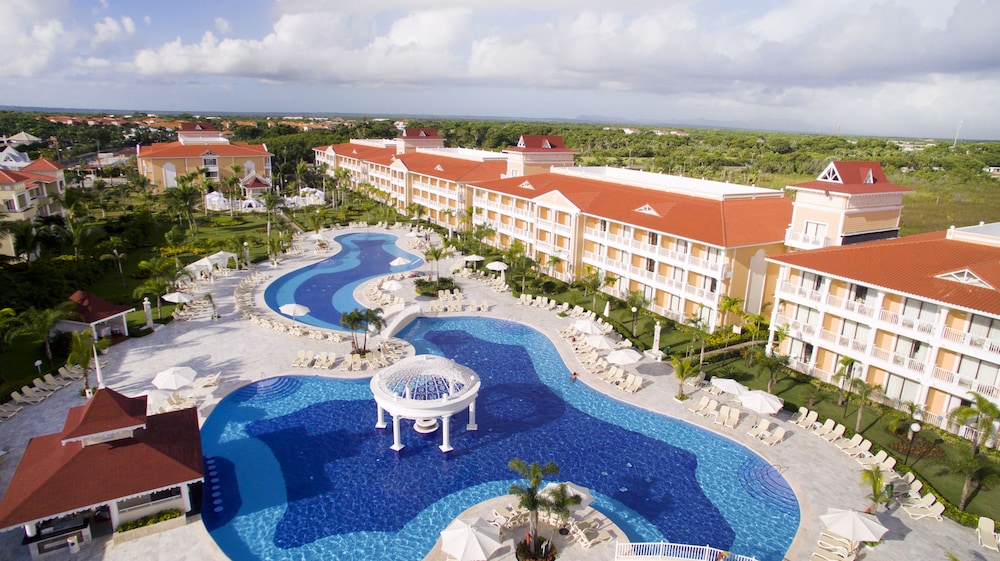 Bahia Principe Escape Aquamarine - Hyatt Inclusive Collection - Adults Only - All Inclusive — Swimming pool in Bavaro, La Altagracia
