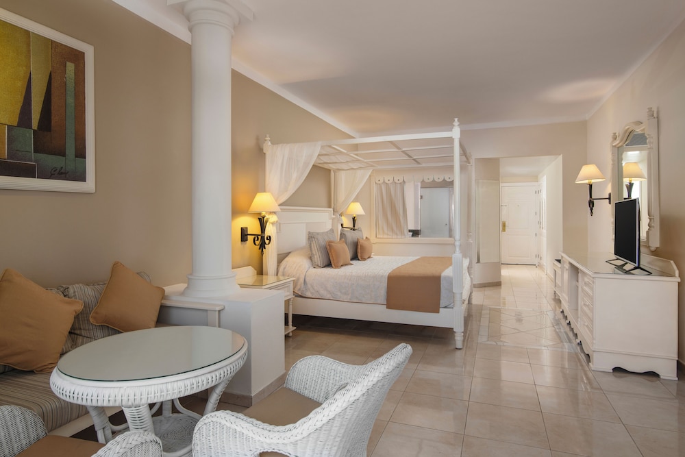 Bahia Principe Escape Aquamarine - Hyatt Inclusive Collection - Adults Only - All Inclusive — Hotel rooms in Bavaro, La Altagracia