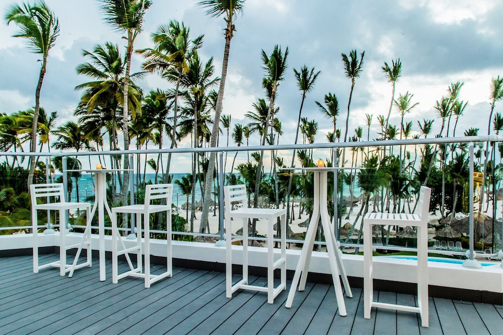 Melia Punta Cana Beach Wellness Inclusive - Adults only - All inclusive — Restaurant & bars in Bavaro, La Altagracia