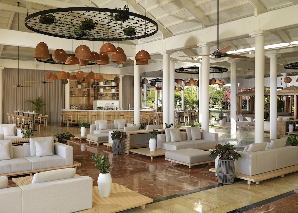 Melia Punta Cana Beach Wellness Inclusive - Adults only - All inclusive — Restaurant & bars in Bavaro, La Altagracia