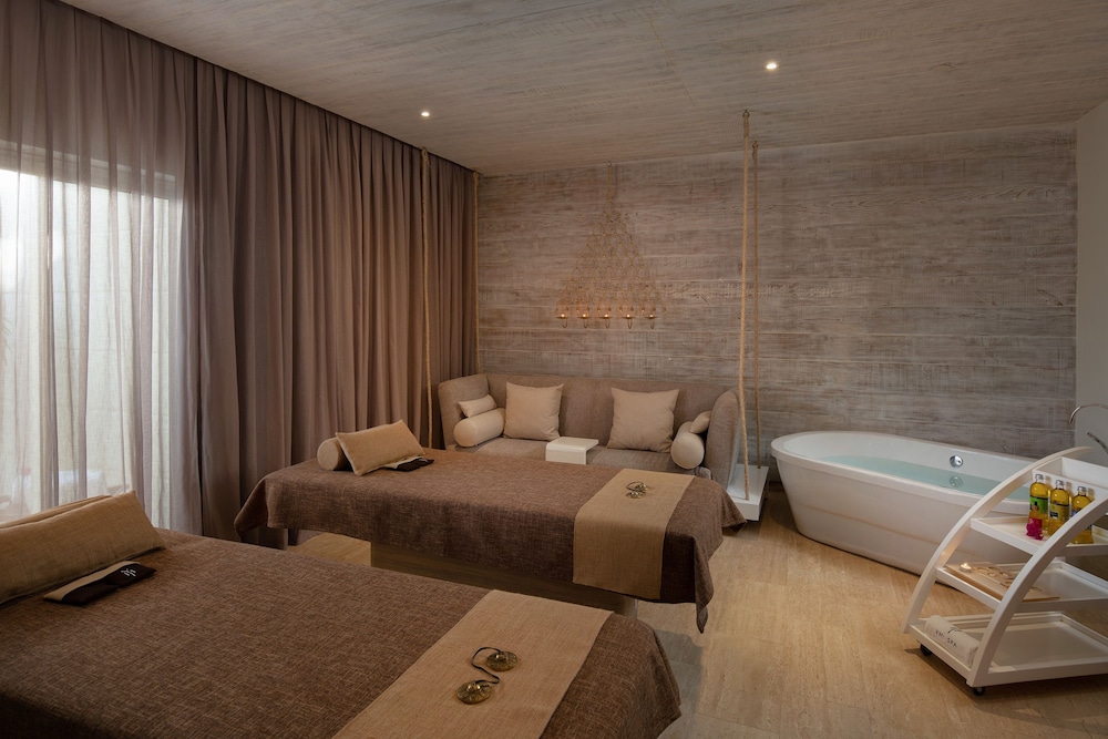 Melia Punta Cana Beach Wellness Inclusive - Adults only - All inclusive — Hotel rooms in Bavaro, La Altagracia