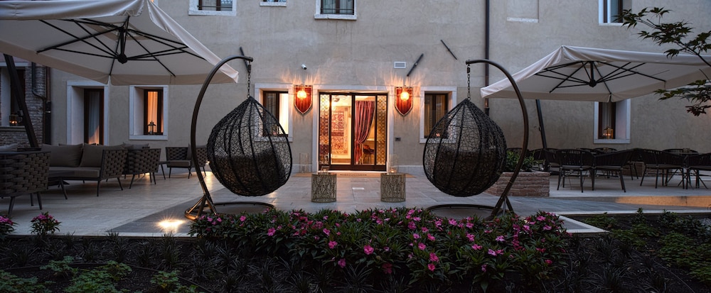 Santa Croce Boutique Hotel - zdjęcie 2