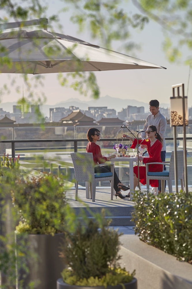 Mandarin Oriental Wangfujing, Beijing — Restaurant & bars in Beijing, Beijing