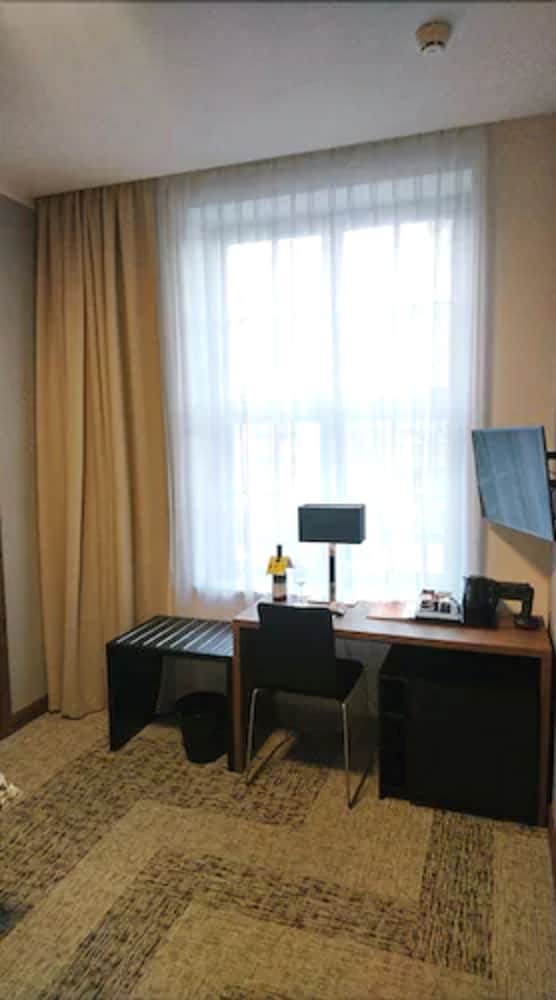 B&B HOTEL Gdańsk Old Town — Hotel rooms in Gdansk, Pomeranian
