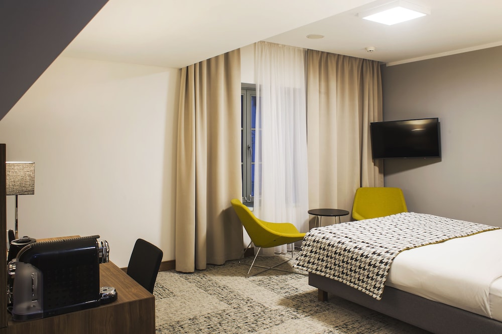 B&B HOTEL Gdańsk Old Town — Hotel rooms in Gdansk, Pomeranian