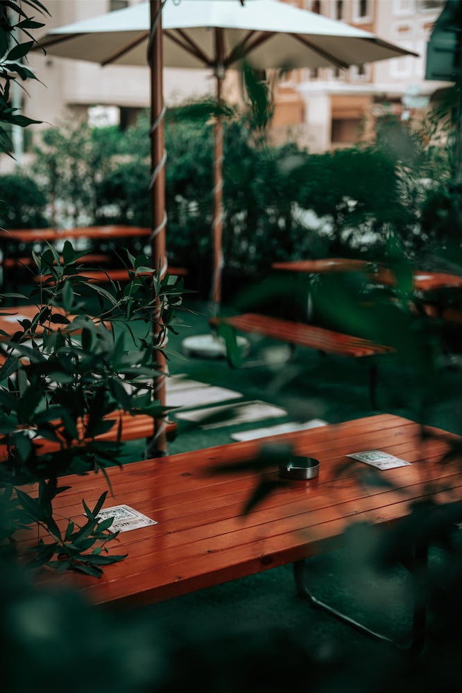 DoubleTree by Hilton Dubai Al Jadaf — Restaurant & bars in Dubai