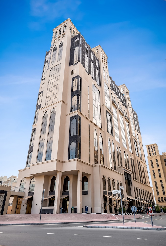 DoubleTree by Hilton Dubai Al Jadaf — Hotel building in Dubai