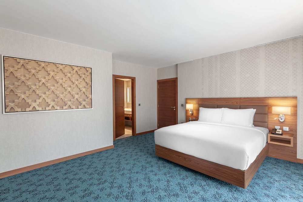 DoubleTree by Hilton Dubai Al Jadaf — Hotel rooms in Dubai