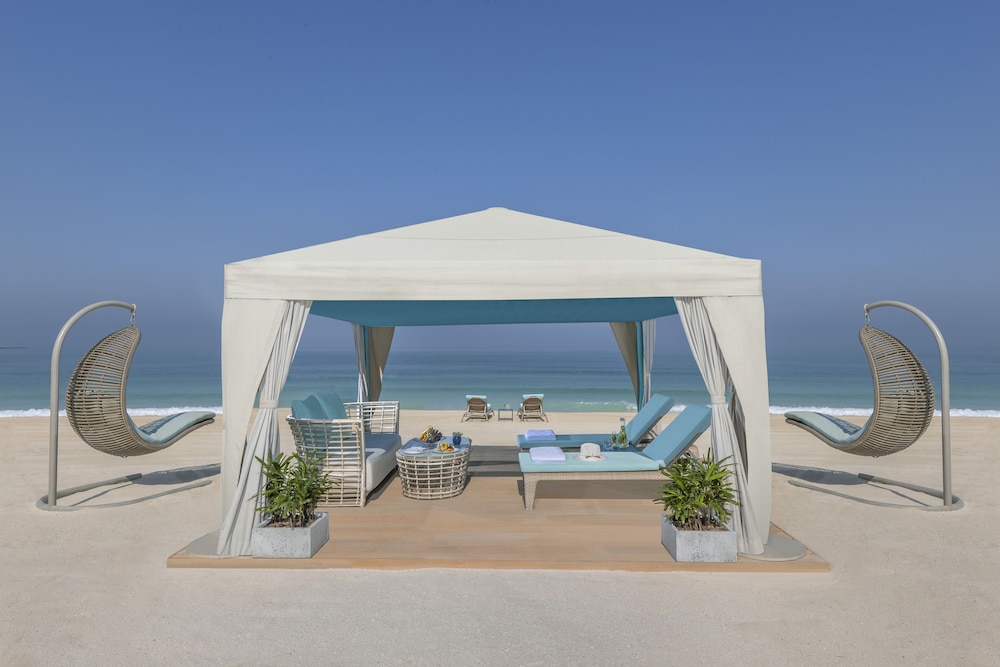 Mandarin Oriental Jumeira, Dubai — Beach in Dubai