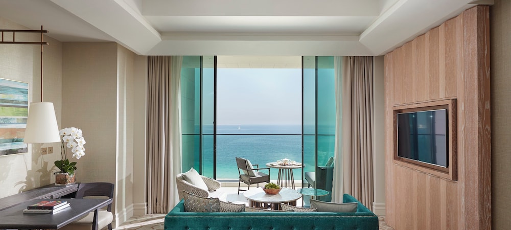 Mandarin Oriental Jumeira, Dubai — Hotel rooms in Dubai