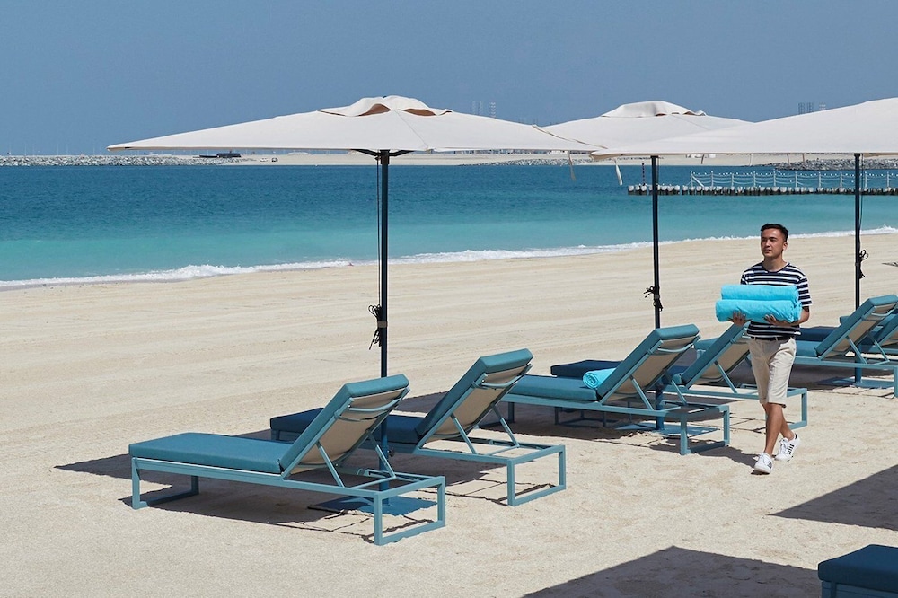 Mandarin Oriental Jumeira, Dubai — Beach in Dubai