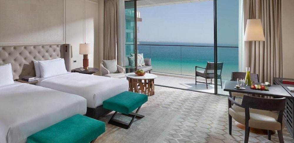 Mandarin Oriental Jumeira, Dubai — Hotel rooms in Dubai