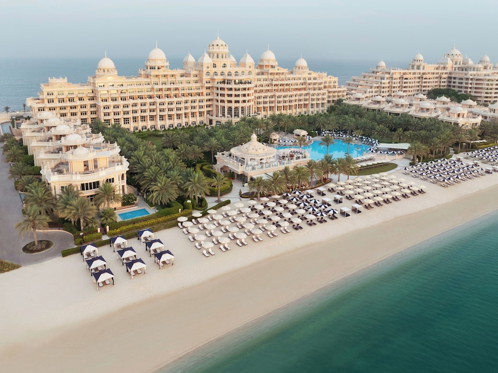 Raffles The Palm — Beach in Dubai