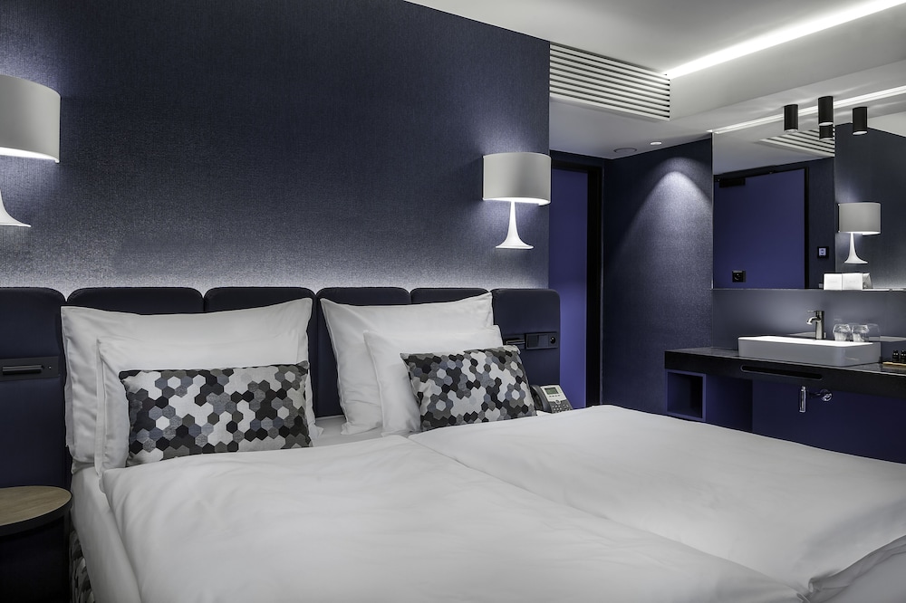 Urban Creme — Hotel rooms in Prague, Prague