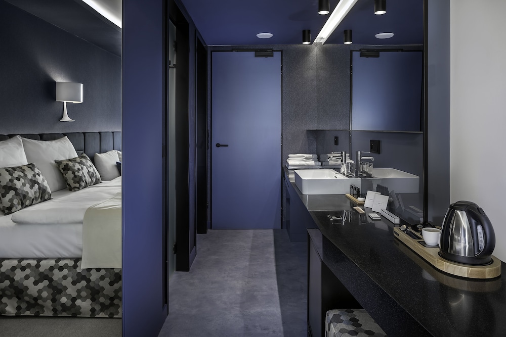 Urban Creme — Hotel rooms in Prague, Prague