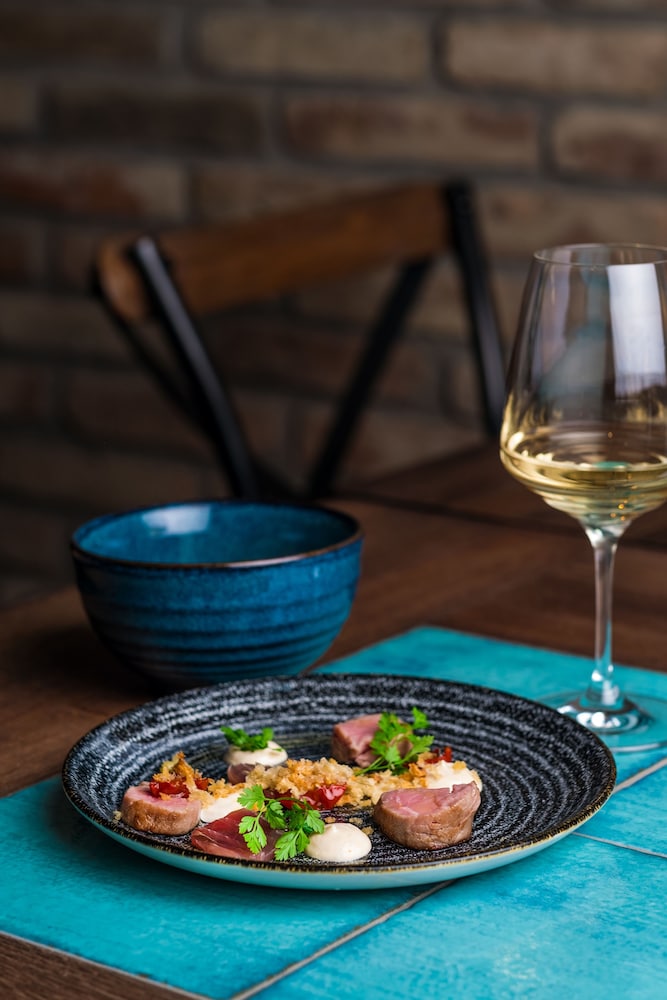 Urban Creme — Restaurant & bars in Prague, Prague