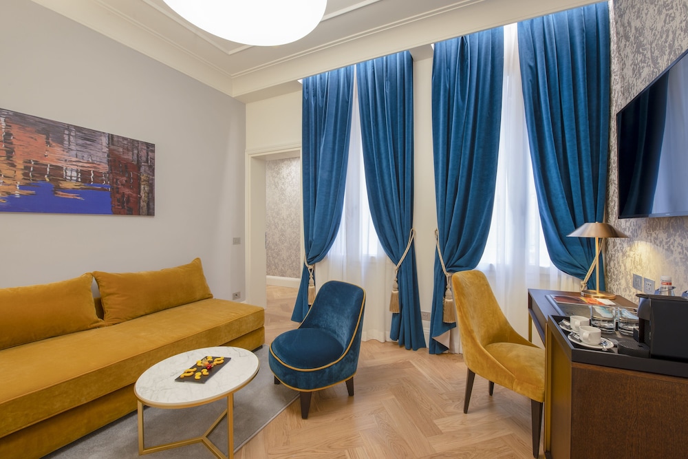H10 Palazzo Canova — Hotel rooms in Venice, Veneto
