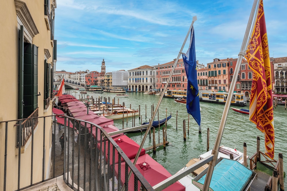 H10 Palazzo Canova — Attractions in the area in Venice, Veneto
