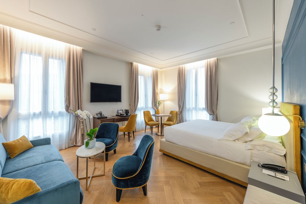 H10 Palazzo Canova — Hotel rooms in Venice, Veneto
