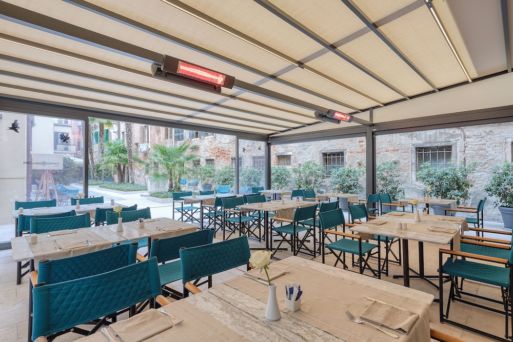 H10 Palazzo Canova — Restaurant & bars in Venice, Veneto