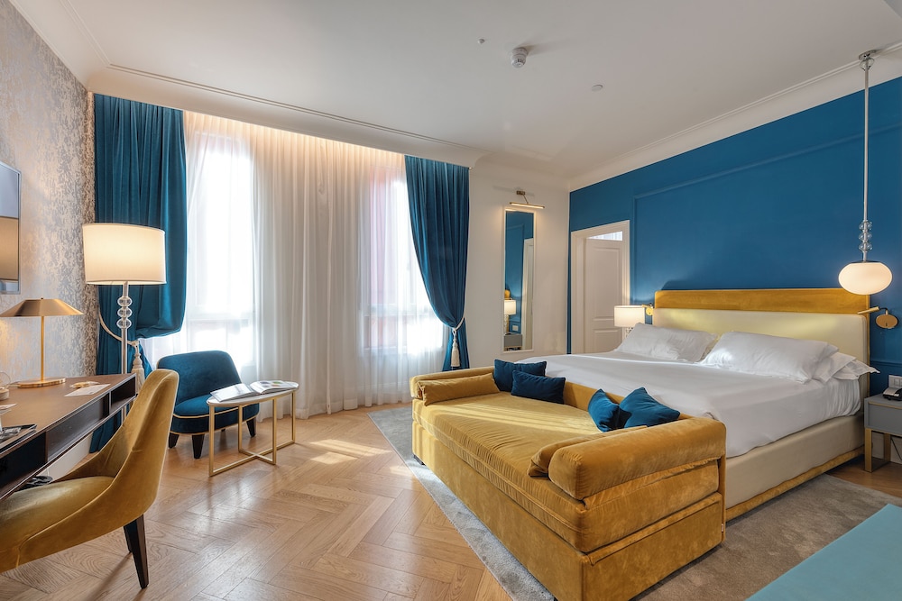 H10 Palazzo Canova — Hotel rooms in Venice, Veneto