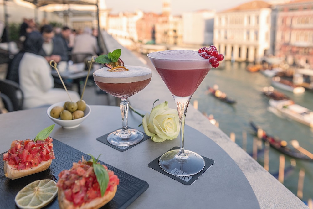 H10 Palazzo Canova — Restaurant & bars in Venice, Veneto