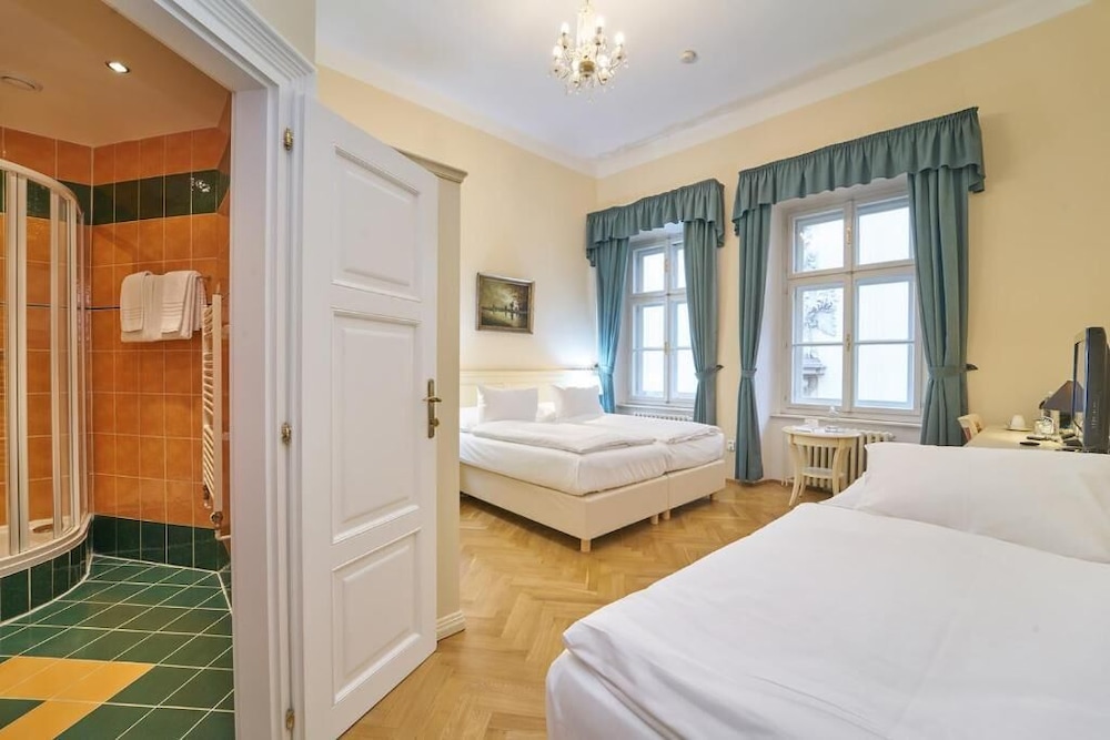 Josephine Old Town Square Hotel - Czech Leading Hotels — Hotel rooms in Prague, Prague