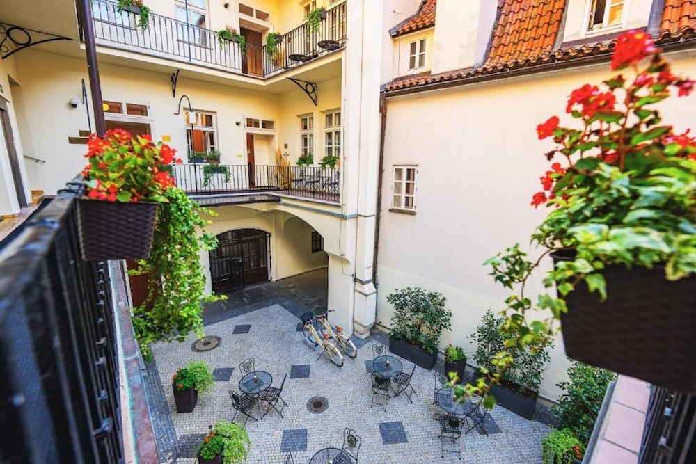 Josephine Old Town Square Hotel - Czech Leading Hotels — Hotel building in Prague, Prague