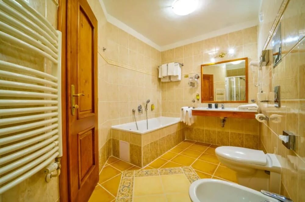 Josephine Old Town Square Hotel - Czech Leading Hotels — Hotel rooms in Prague, Prague