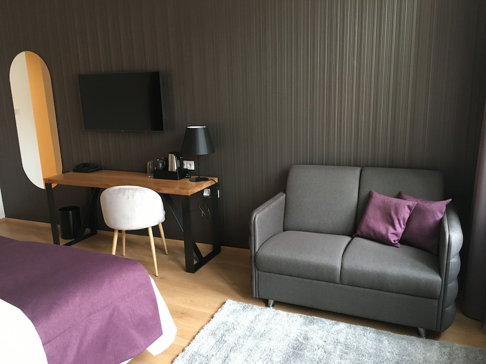 MOODs Charles Bridge — Hotel rooms in Prague, Prague