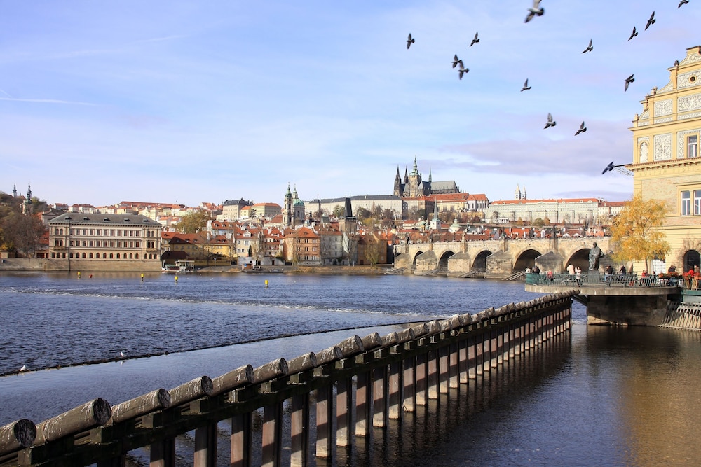 MOODs Charles Bridge — Attractions in the area in Prague, Prague