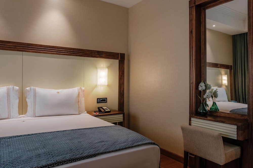 Stella Di Mare Dubai Marina Hotel — Hotel rooms in Dubai