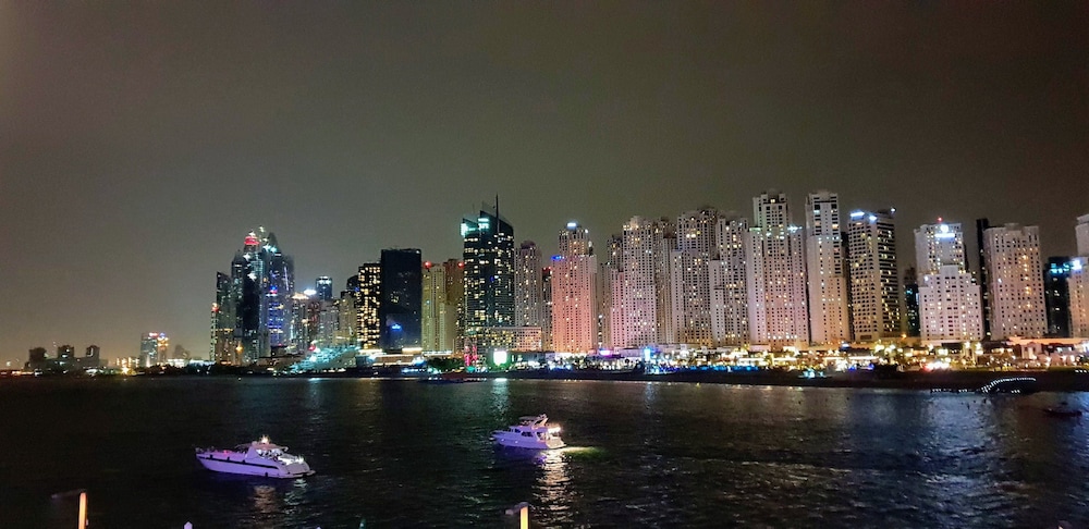 Stella Di Mare Dubai Marina Hotel — Attractions in the area in Dubai