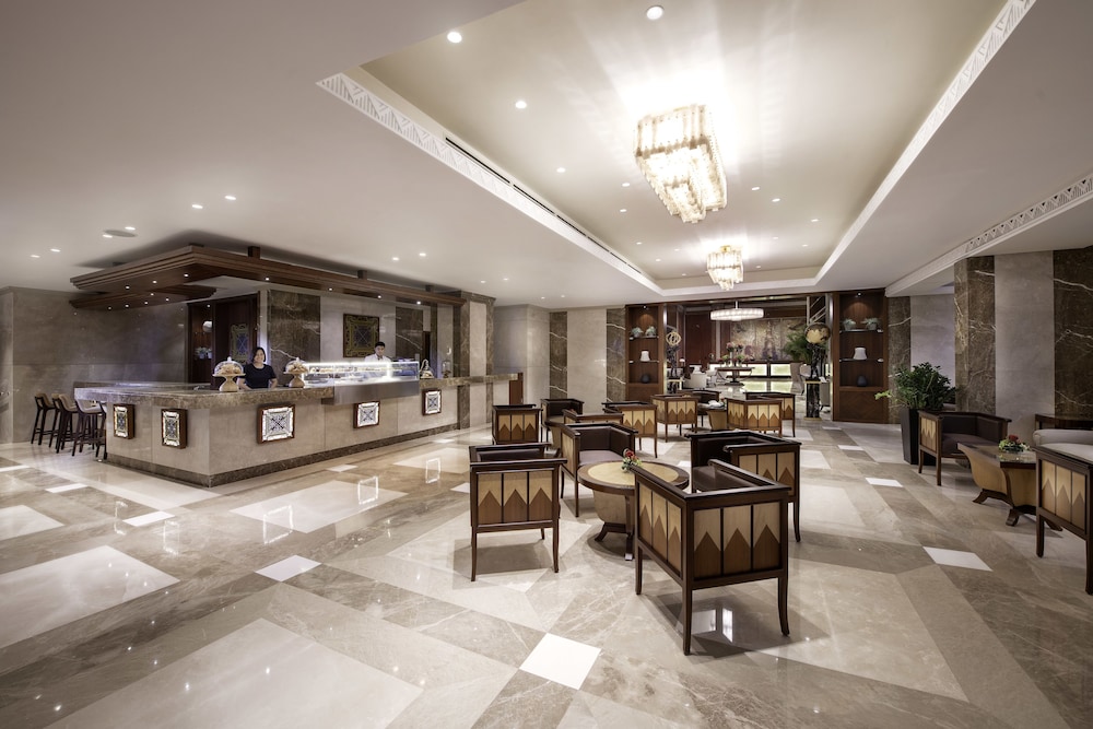 Stella Di Mare Dubai Marina Hotel — Restaurant & bars in Dubai