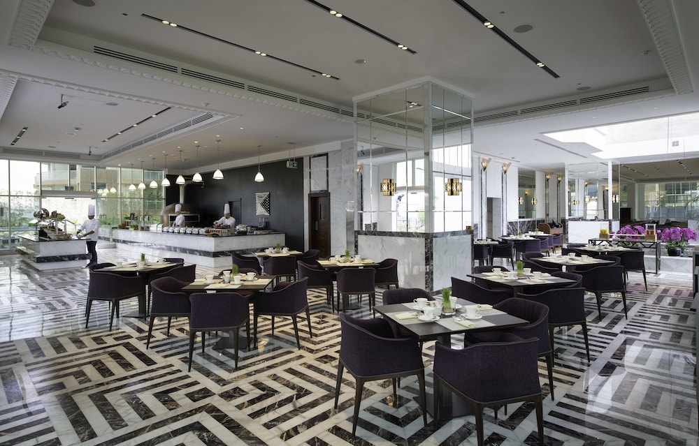 Stella Di Mare Dubai Marina Hotel — Restaurant & bars in Dubai